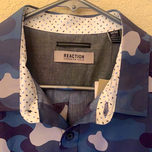 NWT Reaction Kenneth Cole Blue Camo Button Shirt - Picture 2 of 5